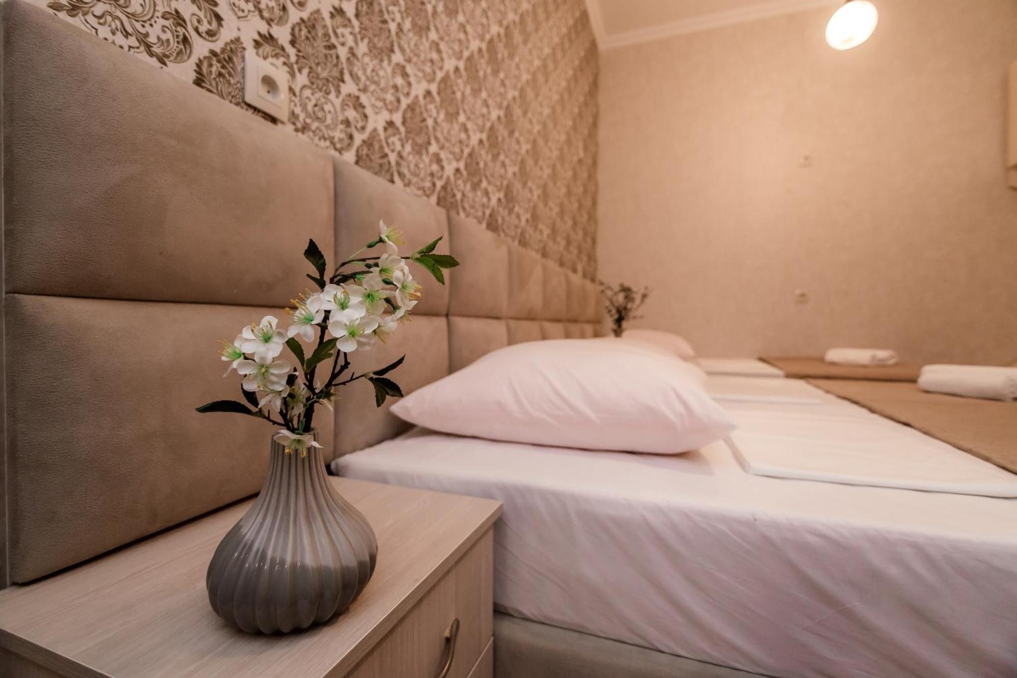 Star Hotel Tbilisi Bagian luar foto