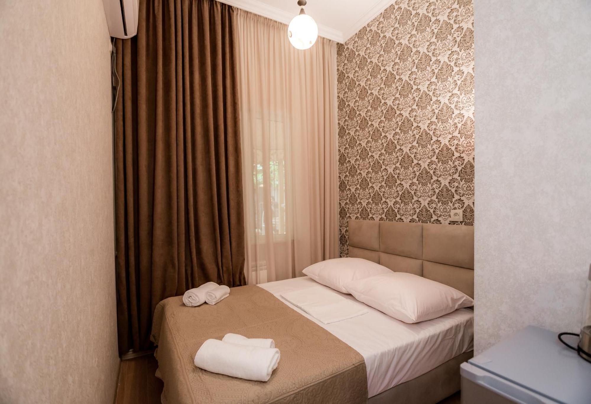 Star Hotel Tbilisi Bagian luar foto