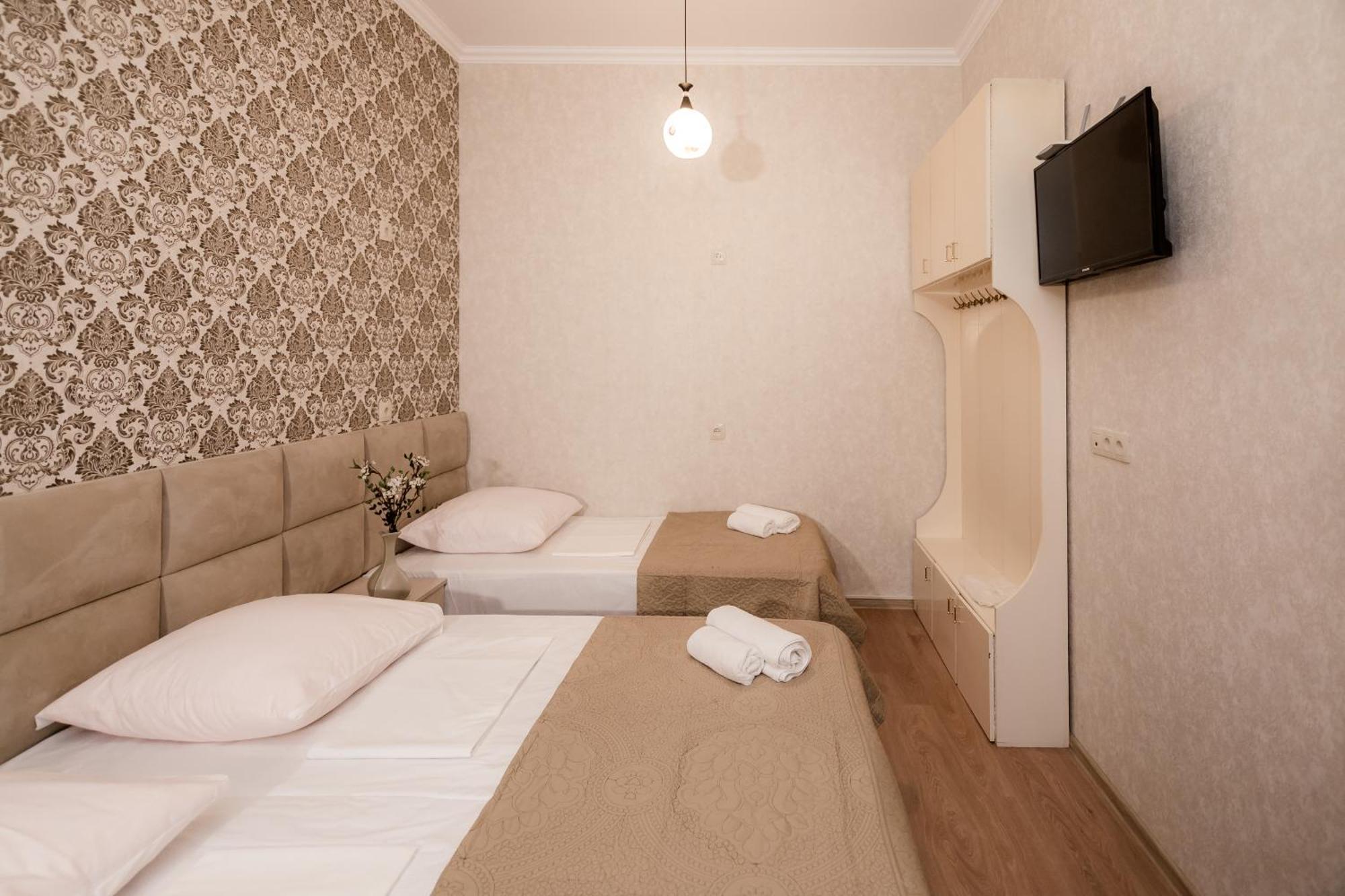 Star Hotel Tbilisi Bagian luar foto