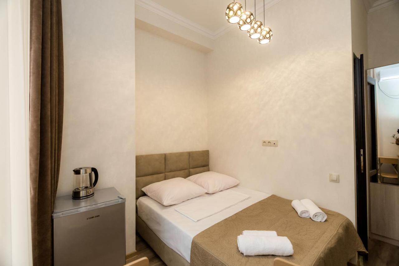 Star Hotel Tbilisi Bagian luar foto