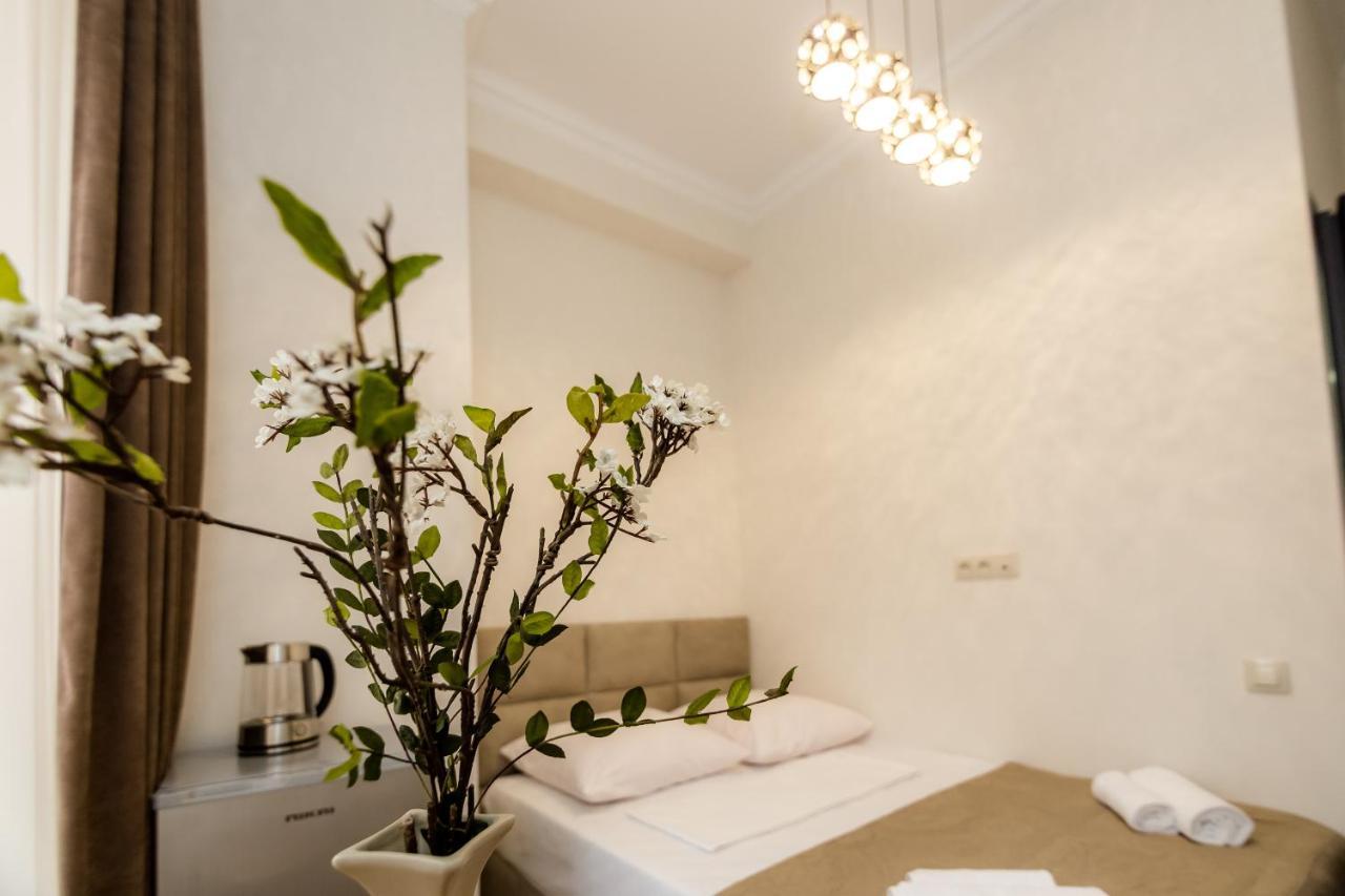 Star Hotel Tbilisi Bagian luar foto