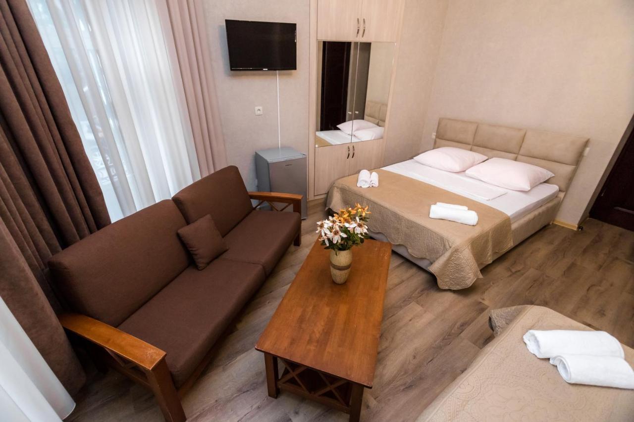 Star Hotel Tbilisi Bagian luar foto