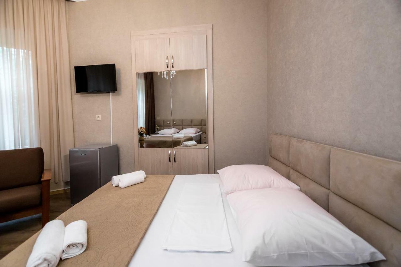 Star Hotel Tbilisi Bagian luar foto